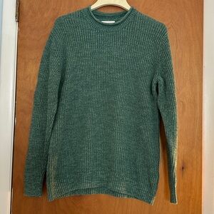 Large old navy sweater 100% cotton green.